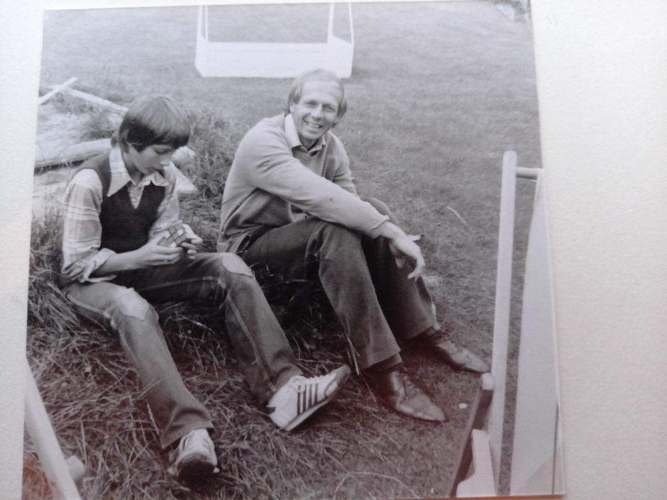 22 augustus 1981. Bij ons in de tuin na de wedstrijd SEH-HFC (veteranen); uitslag 1-2.